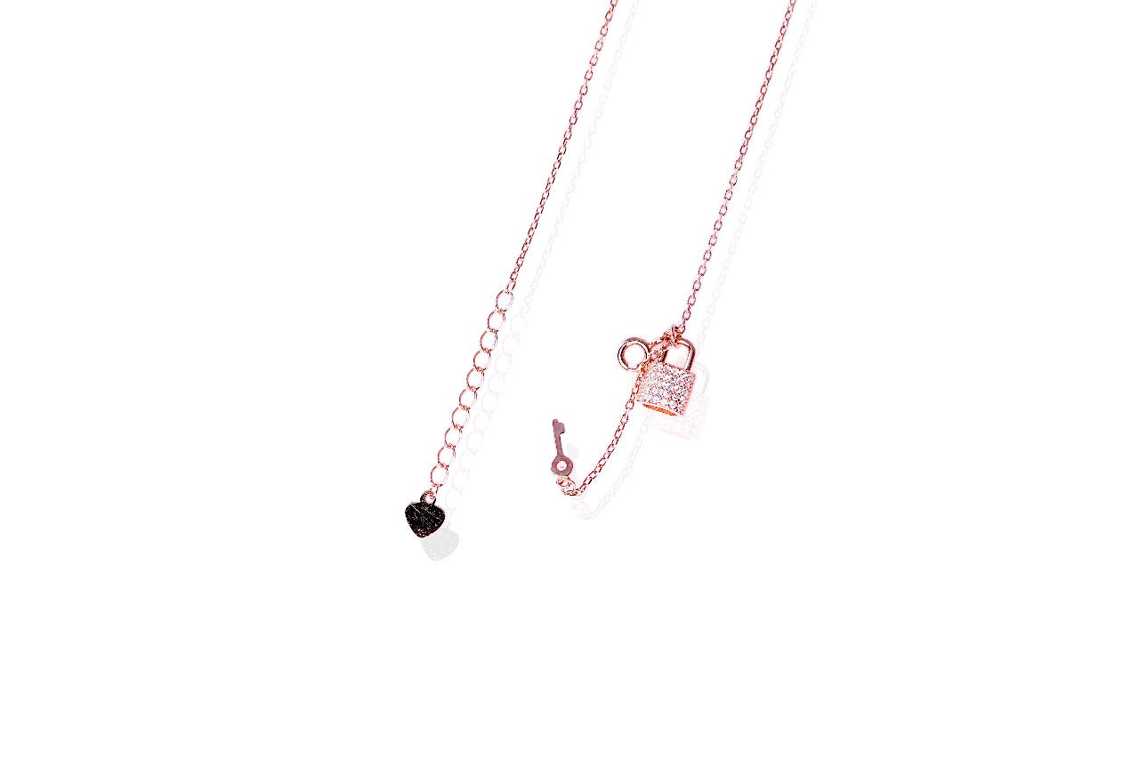 KUPPANDA’S 925 Sterling Silver Pendant with Chain